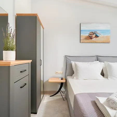 アパートホテル Brothers 3*