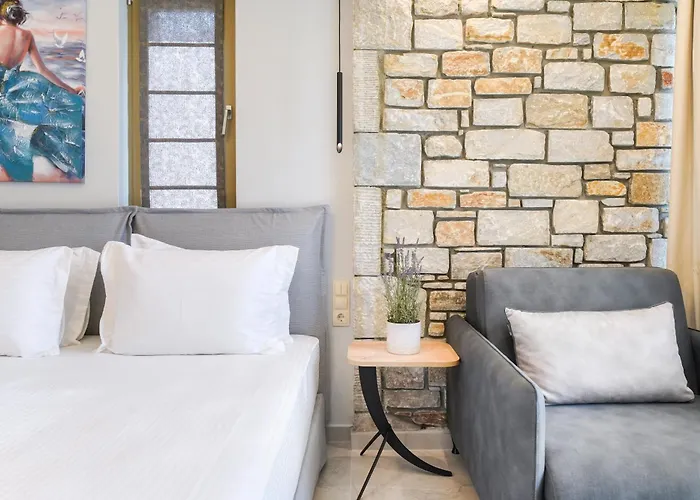 Brothers Aparthotel 3*