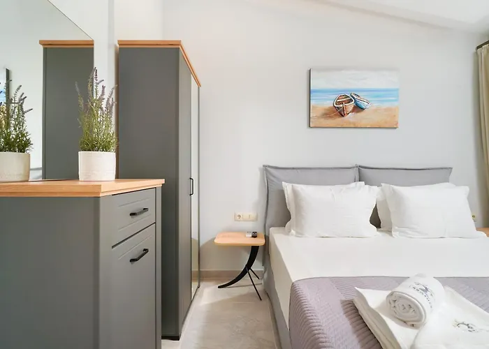 Aparthotel Brothers 3*